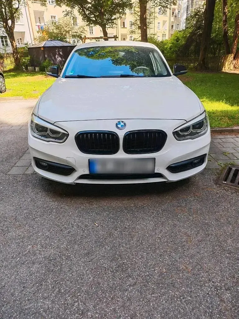 Gebraucht BMW 116 116 PS (85 kW) 2016 Weiß Kleinwagen
