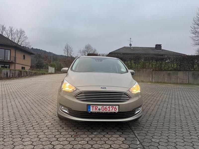 Grau Gebraucht 2018 Ford C-MAX Titanium Van / Kleinbus | 10.999 € (Superpreis) - Bild 1/4