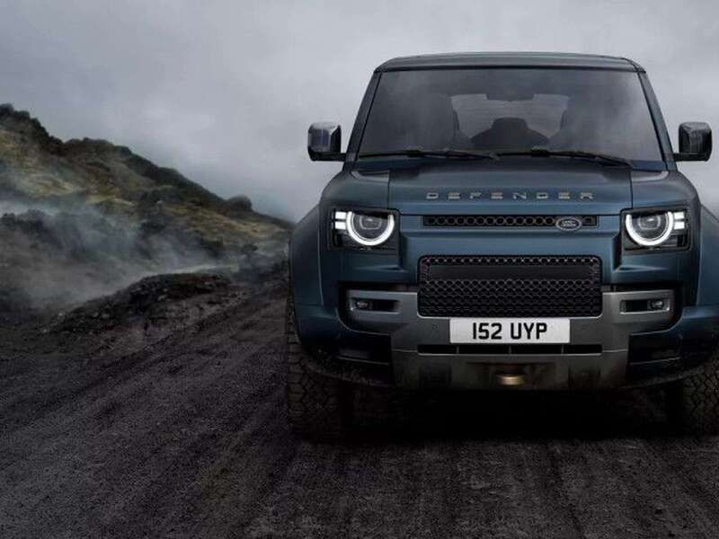 Farbe: blau Neu 2025 Land Rover Defender SUV | 182.490 € (Teuer) - Bild 1/4