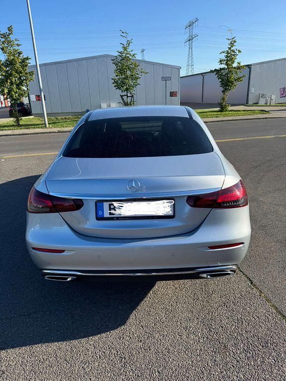 Gebraucht Mercedes E220 194 PS (142 kW) 2020 Grau Limousine