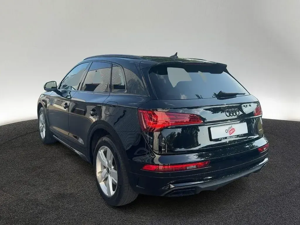 Gebraucht Audi Q5 S-Line 299 PS (219 kW) 2022 0e mythosschwarz metallic SUV