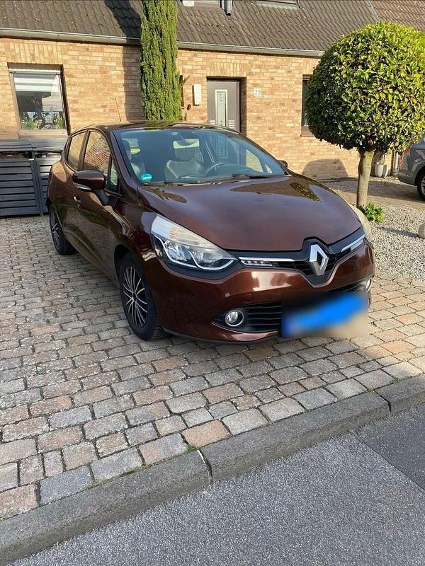 Gebraucht Renault Clio IV Dynamique 73 PS (53 kW) 2013 Braun Kleinwagen