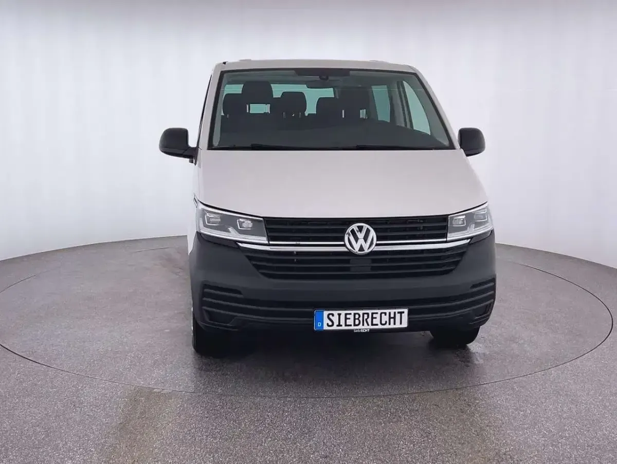 Neu VW Transporter Trendline 150 PS (110 kW) 2025 Weiß Van