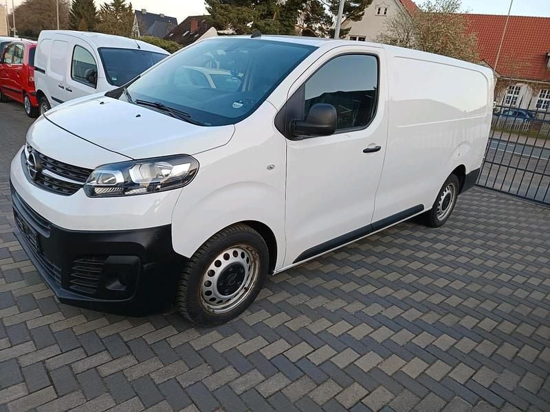 Gebraucht Opel Vivaro 150 PS (110 kW) 2021 Weiß Van / Kleinbus