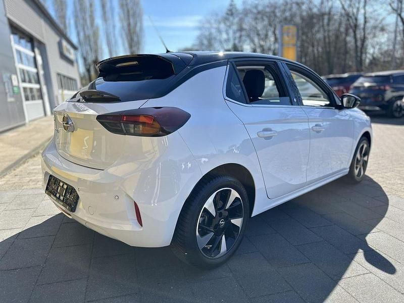 Gebraucht Opel Corsa-e Elegance 100 kW (136 PS) 2021 Weiß Kleinwagen