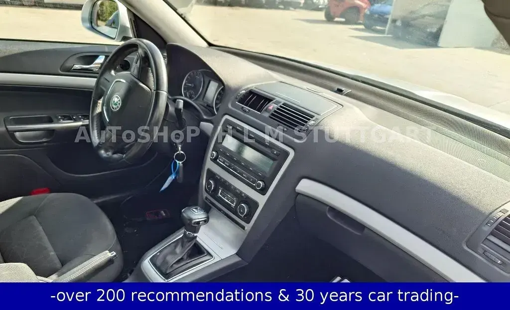 Gebraucht Skoda Octavia 140 PS (102 kW) 2012 Silber Limousine