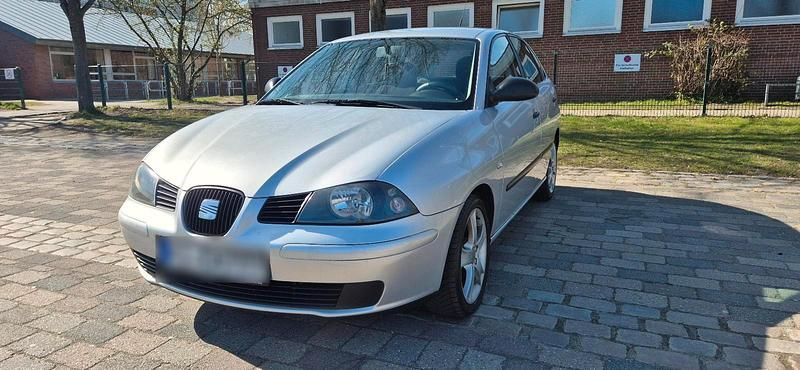 Gebraucht Seat Ibiza 64 PS (47 kW) 2004 Silber Kleinwagen