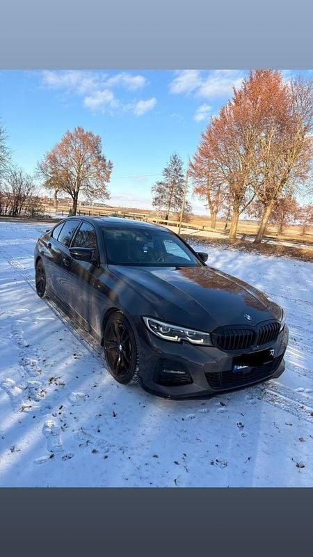 Gebraucht BMW 330 Performance 258 PS (189 kW) 2019 Schwarz Limousine