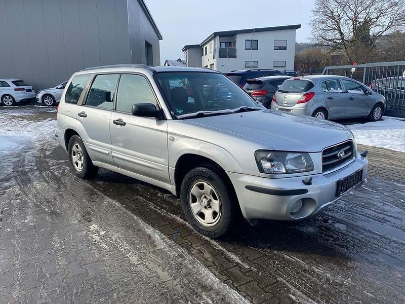 Gebraucht Subaru Forester Comfort 158 PS (116 kW) 2005 Silber SUV