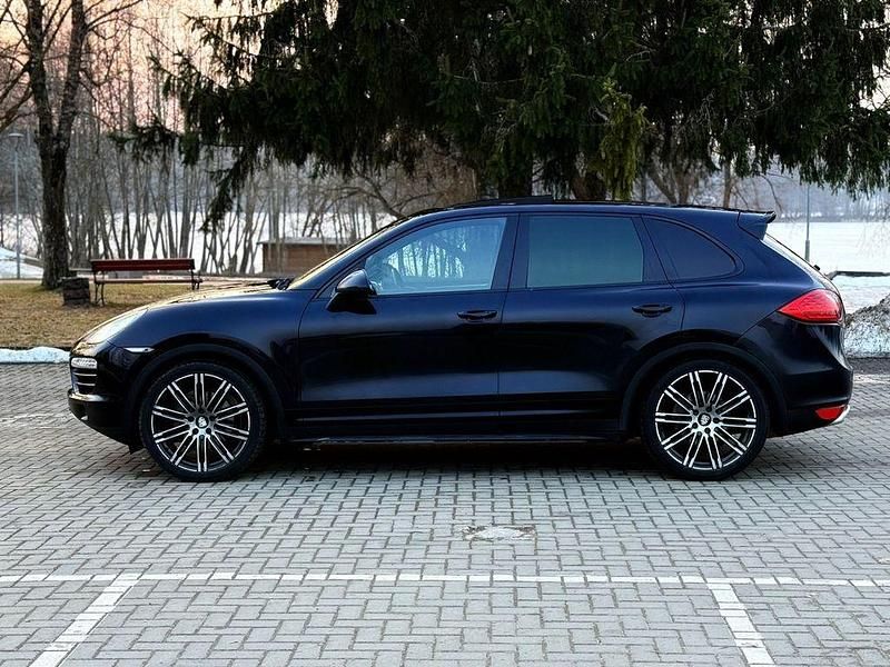 Gebraucht Porsche Cayenne 245 PS (180 kW) 2012 Schwarz SUV