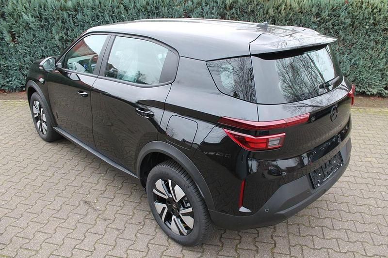 Neu Opel Frontera Edition 110 PS (80 kW) 2025 Schwarz SUV