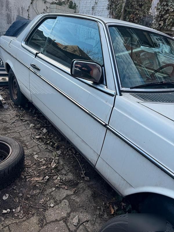 Gebraucht Mercedes 280 185 PS (136 kW) 1984 Weiß Coupé