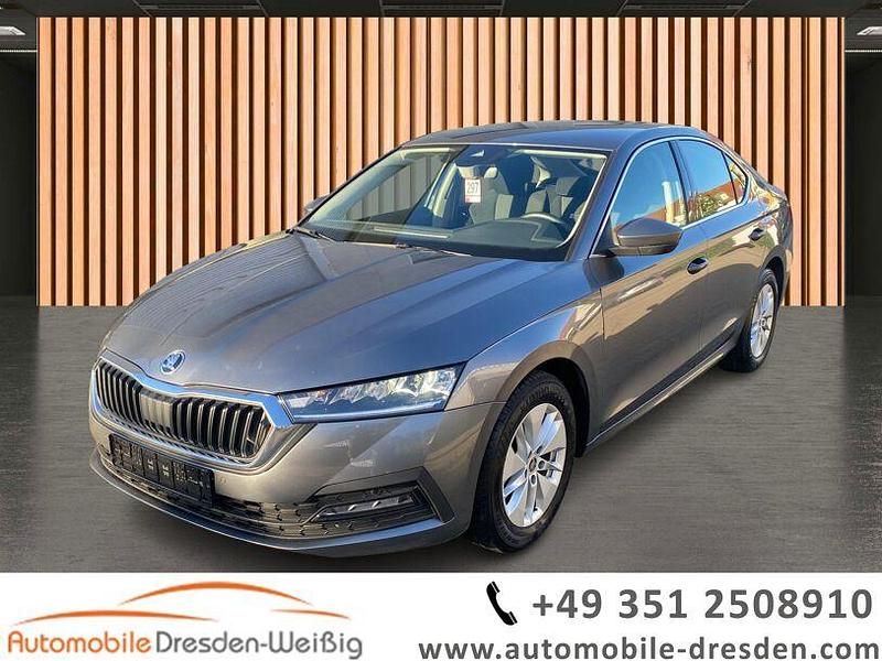Graphitegrau metallic Gebraucht 2023 Skoda Octavia Ambition Limousine | 18.350 € (Guter Preis) - Bild 1/4