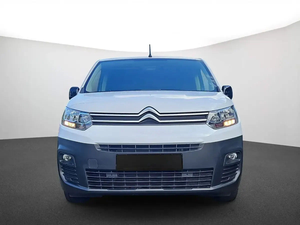 Gebraucht Citroën Berlingo 101 PS (74 kW) 2024 Van / Kleinbus