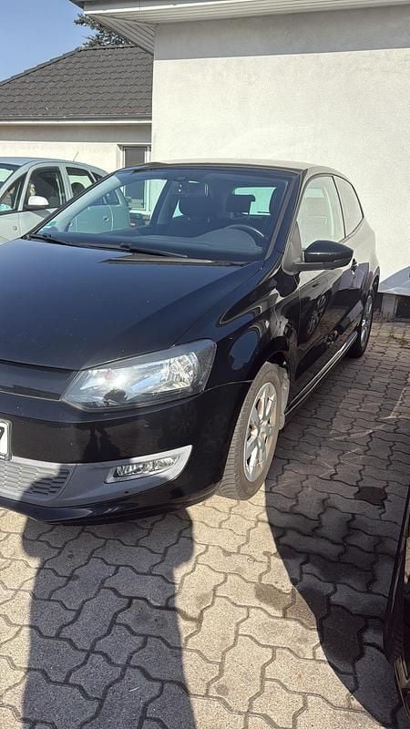 Second-hand VW Polo 75 CP (55 kW) 2010 Negru Hatchback