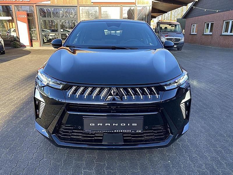 Gebraucht Mitsubishi Grandis Edition 158 PS (116 kW) 2025 Schwarz (onyxschwarz) SUV