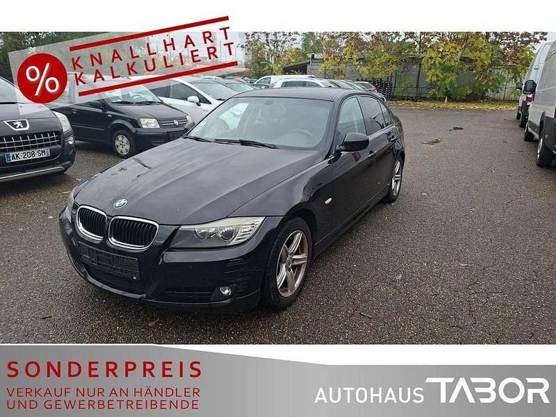 Schwarz 2 Gebraucht 2010 BMW 318 Limousine | 2.385 € (Superpreis) - Bild 1/4