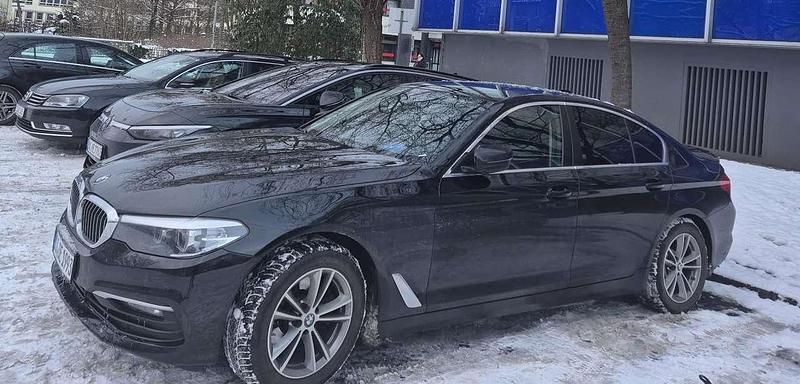 Schwarz Gebraucht 2019 BMW 520 Limousine | 22.500 € (Guter Preis) - Bild 1/4