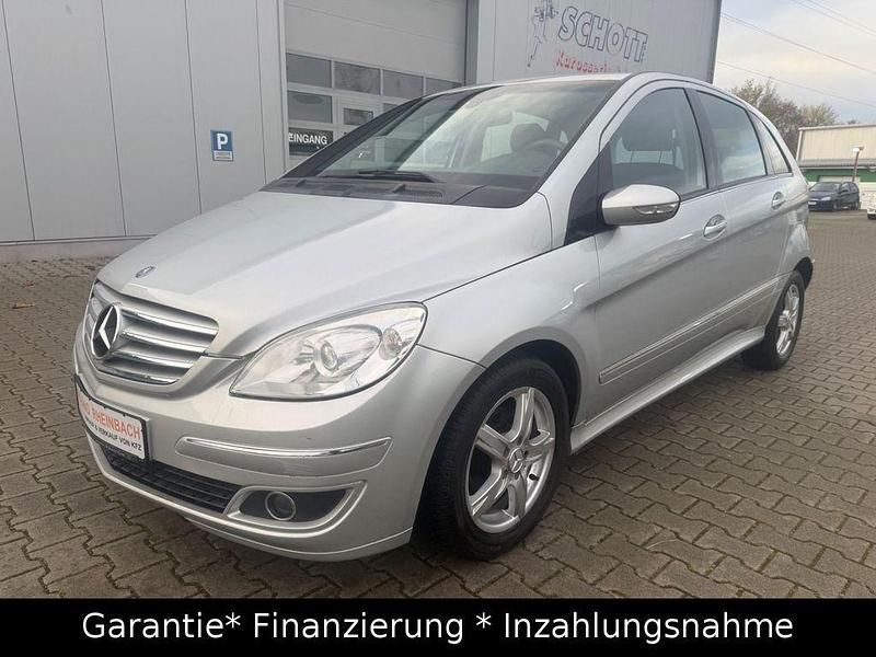 Gebraucht Mercedes B180 109 PS (80 kW) 2007 Silber Van / Kleinbus