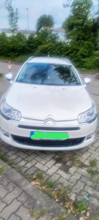 Weiß Gebraucht 2015 Citroën C5 Exclusive Kombi | 8.350 € (Etwas zu teuer) - Bild 1/4