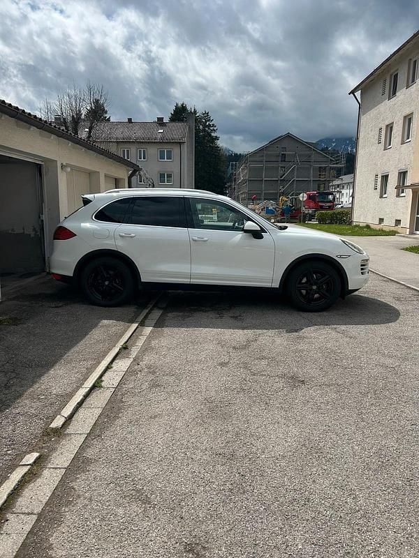 Usata Porsche Cayenne 245 CV (180 kW) 2012 Bianco SUV