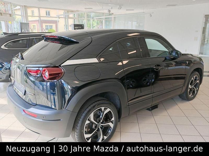 Neu Mazda MX30 Exclusive-Line 75 PS (55 kW) 2025 Schwarz SUV