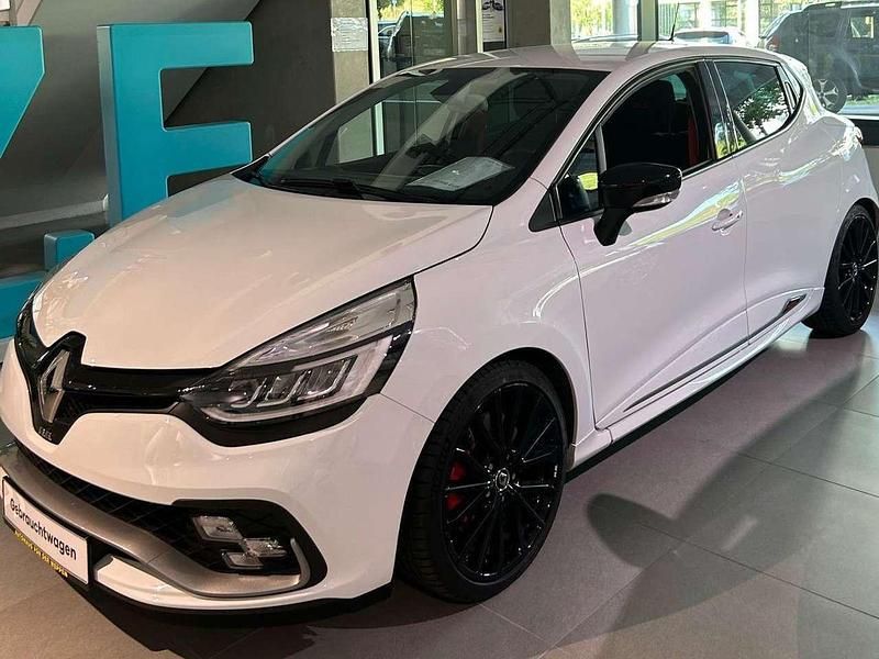 Weiß Gebraucht 2018 Renault Clio IV Trophy Limousine | 18.450 € (Etwas zu teuer) - Bild 1/4