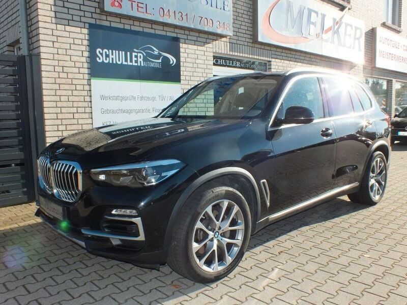 Black sapphire metallic Gebraucht 2019 BMW X5 xLine SUV | 45.990 € (Guter Preis) - Bild 1/4
