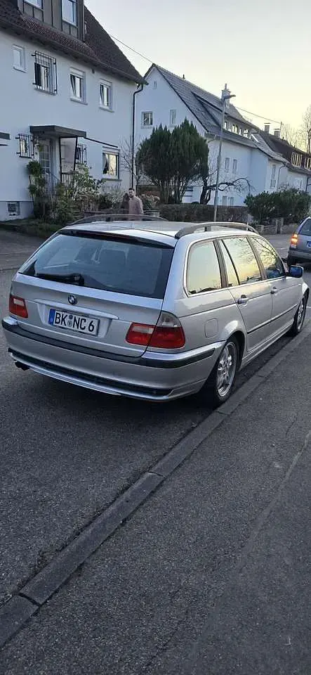 Gebraucht BMW 325 M Sport 192 PS (141 kW) 2003 Silber Kombi