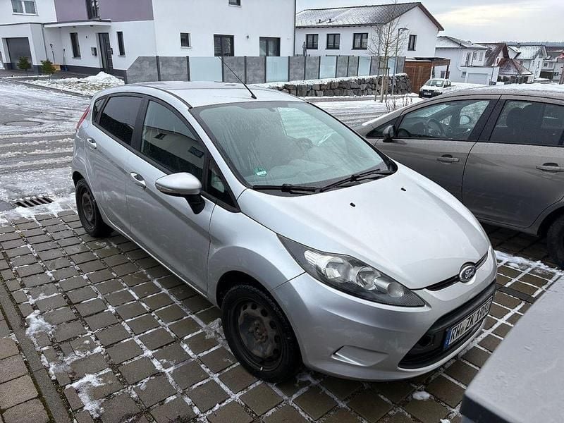 Gebraucht 2009 Ford Fiesta Titanium Limousine | 2.700 € (Fairer Preis) - Bild 1/4