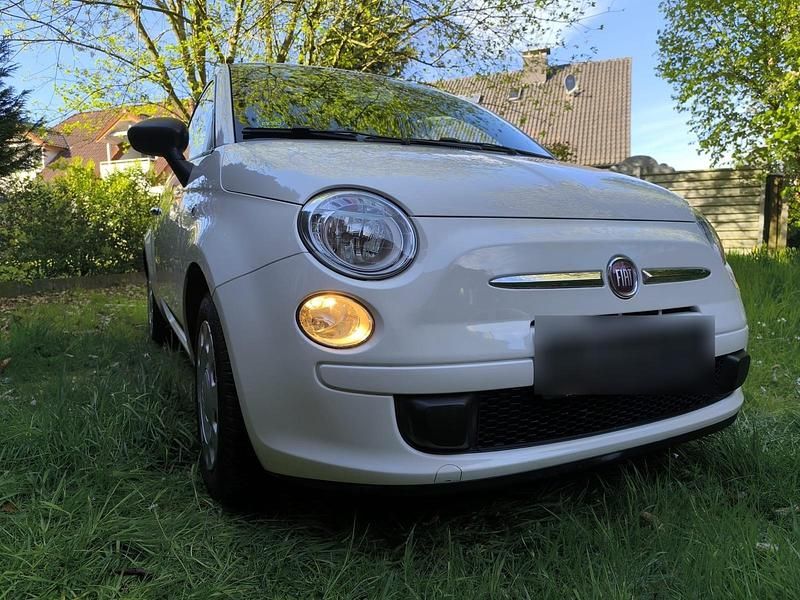 Używany Fiat 500 69 KM (50 kW) 2011 Biały Hatchback