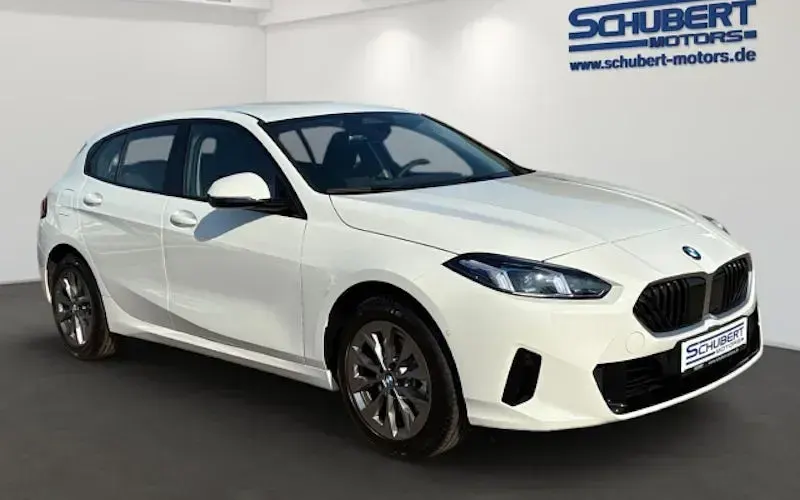 Gebraucht BMW 116 Performance 122 PS (89 kW) 2026 Weiß Kleinwagen