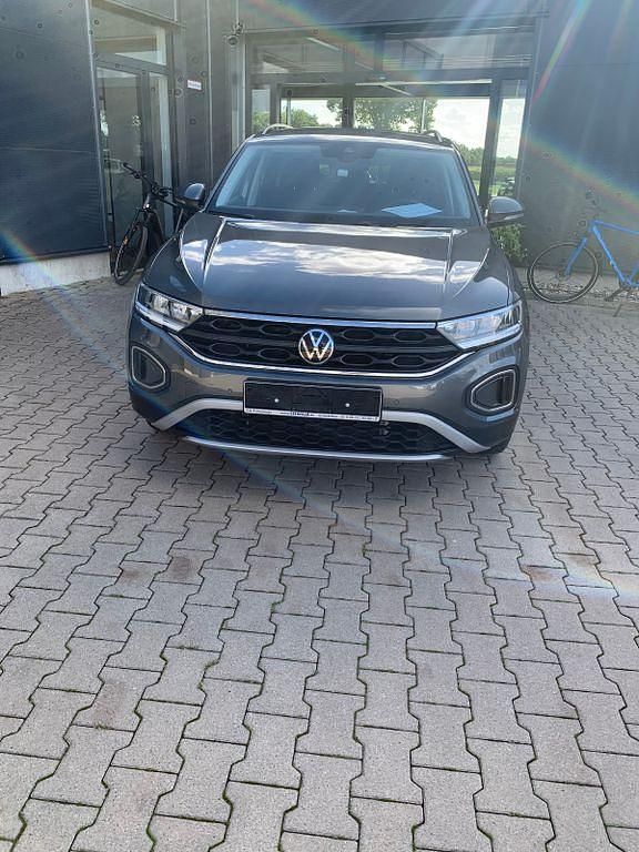 Grau Gebraucht 2023 VW T-Roc Life SUV | 19.990 € (Guter Preis) - Bild 1/4