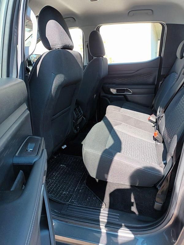 Gebraucht Ford Ranger XLT 170 PS (125 kW) 2023 Grau Pickup