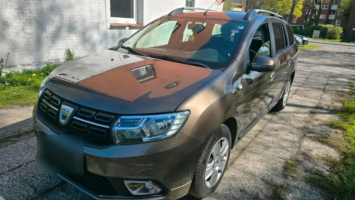 Używany Dacia Logan 75 KM (55 kW) 2017 Brązowy Kombi