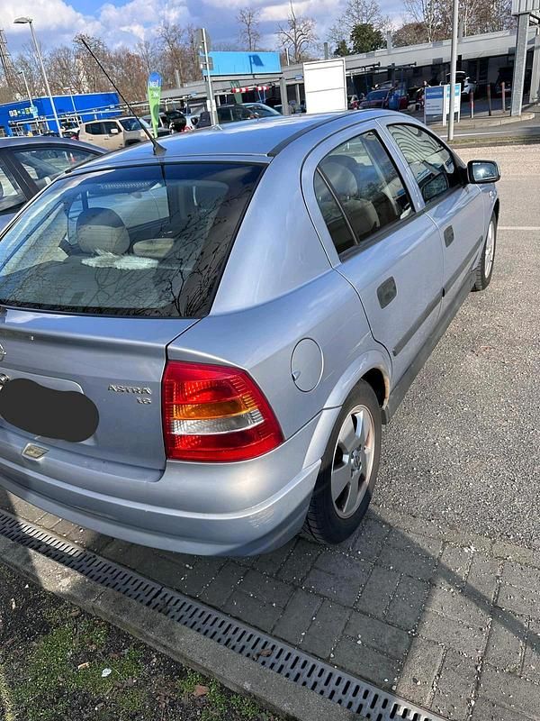 Gebraucht Opel Astra 101 PS (74 kW) 2001 Grau Kleinwagen