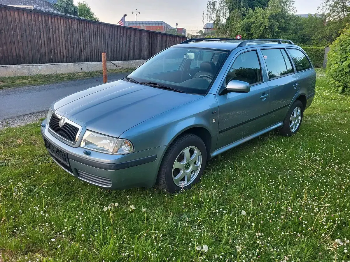 Gebraucht Skoda Octavia 115 PS (84 kW) 2004 Andere farben Kombi