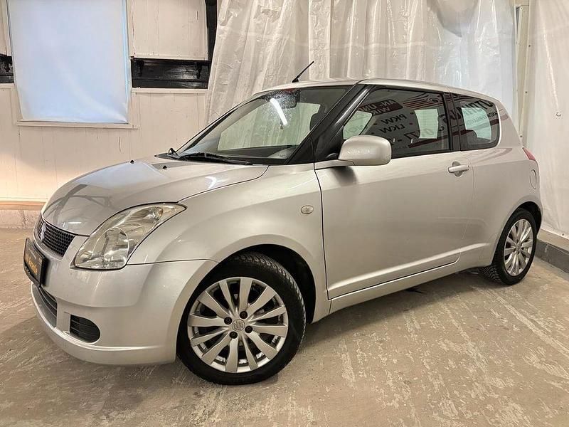 Gebraucht Suzuki Swift Comfort 92 PS (67 kW) 2008 Silber Kleinwagen