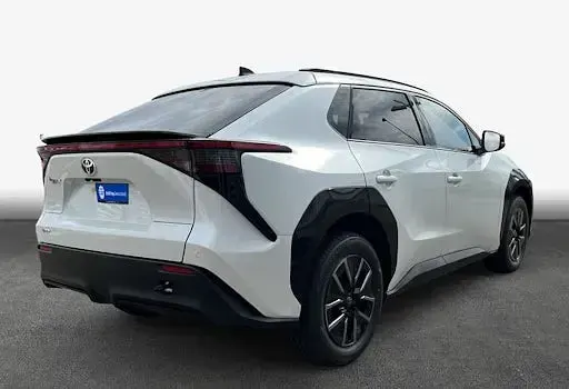 Neu Toyota bZ4X 164 kW (224 PS) 2026 Weiß SUV