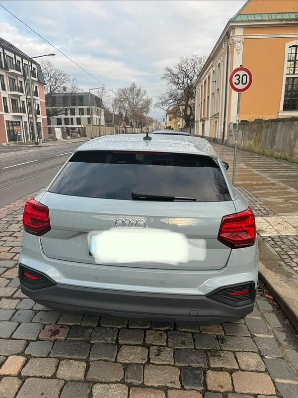 Gebraucht Audi Q2 110 PS (80 kW) 2021 Grau SUV
