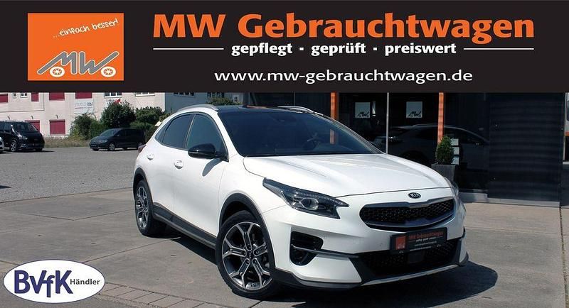 Weiß Gebraucht 2021 Kia XCeed Xdition SUV | 24.990 € (Teuer) - Bild 1/3