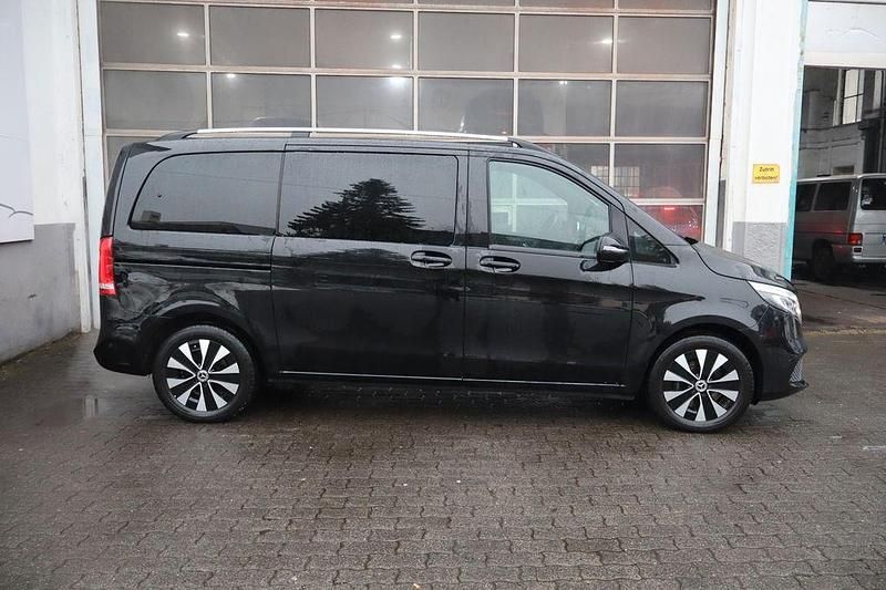 Gebraucht Mercedes V250 190 PS (139 kW) 2020 Schwarz Van / Kleinbus