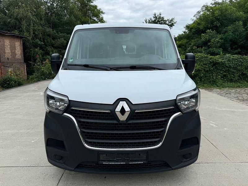 Weiß Gebraucht 2021 Renault Master Limousine | 19.900 € (Fairer Preis) - Bild 1/4