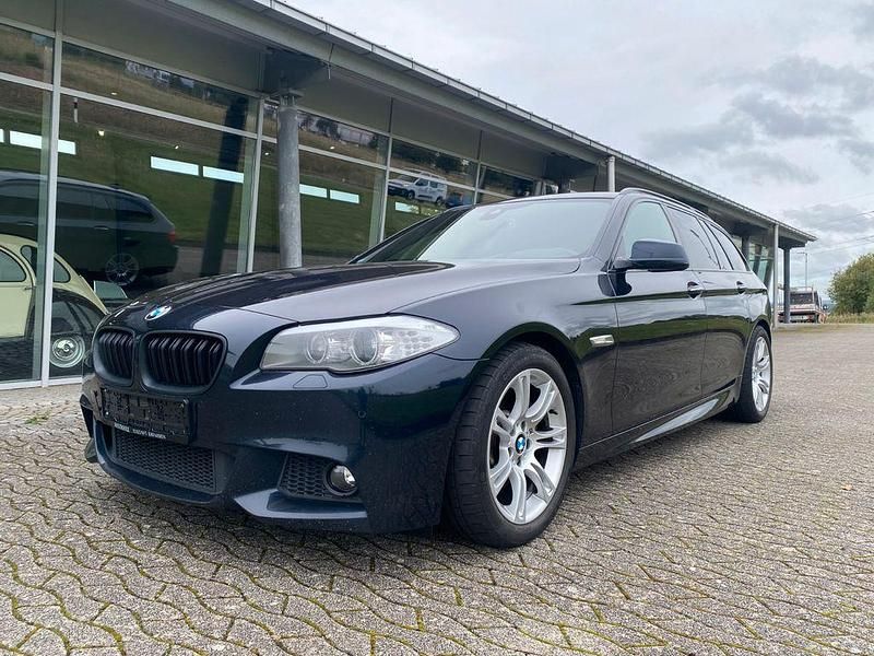 Schwarz Gebraucht 2013 BMW 530 M Sport Limousine | 11.500 € (Fairer Preis) - Bild 1/4