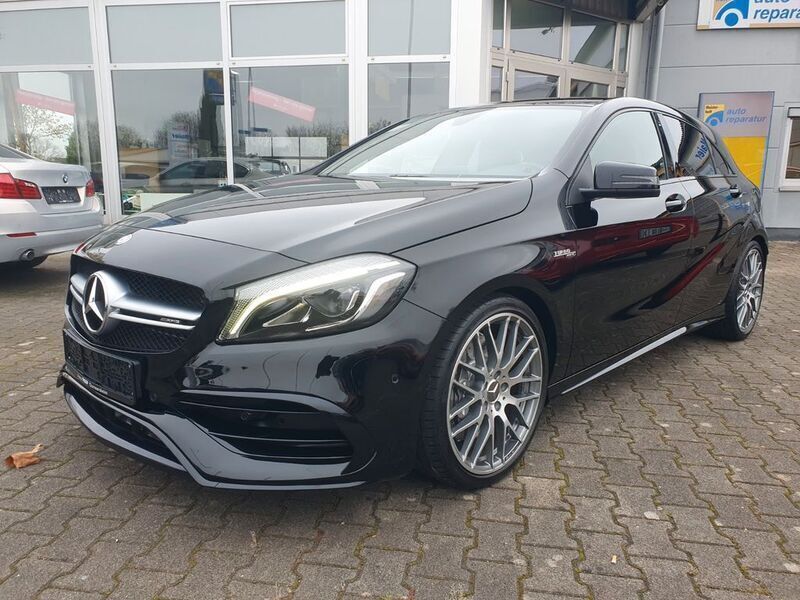 Obsidianschwarz Gebraucht 2016 Mercedes A45 AMG AMG Limousine | 28.850 € (Fairer Preis) - Bild 1/4