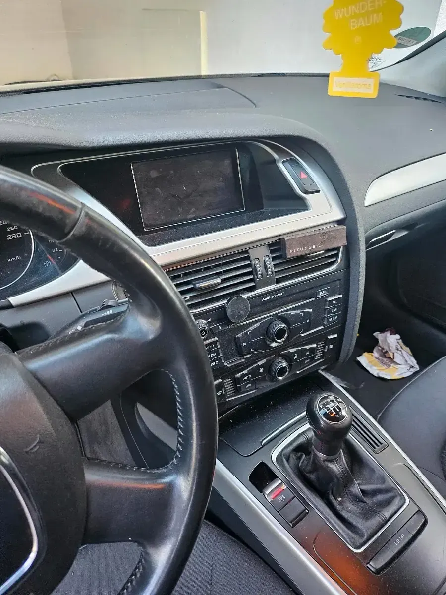 Gebraucht Audi A4 160 PS (117 kW) 2009 Blau Kombi