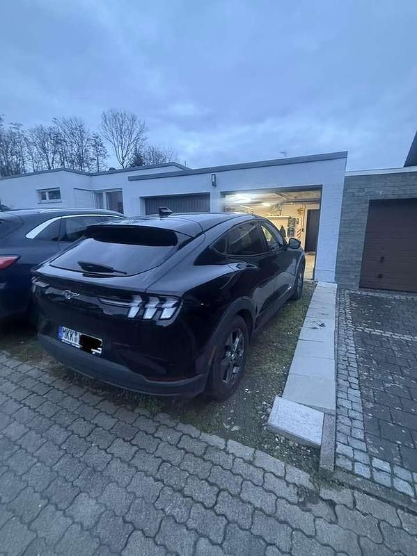 Gebraucht Ford Mustang Mach-E 189 kW (258 PS) 2021 SUV