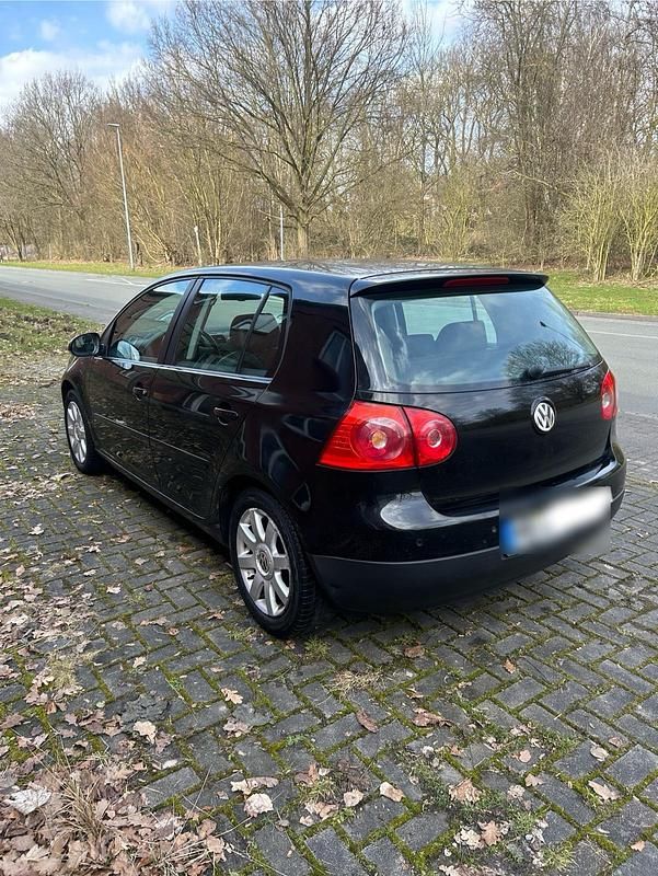 Gebraucht VW Golf IV 90 PS (66 kW) 2004 Schwarz Limousine