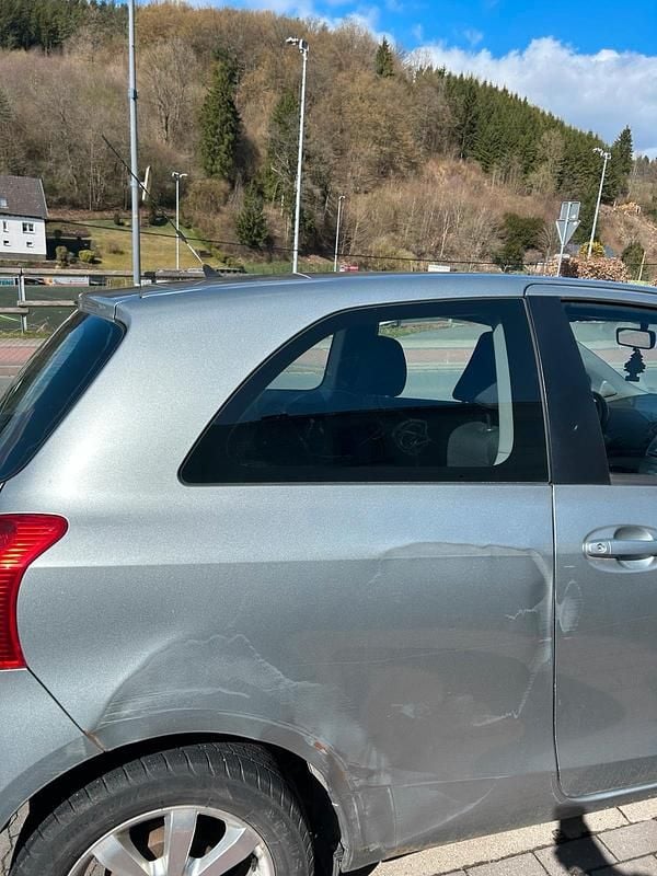 Gebraucht Toyota Yaris 70 PS (51 kW) 2008 Kleinwagen