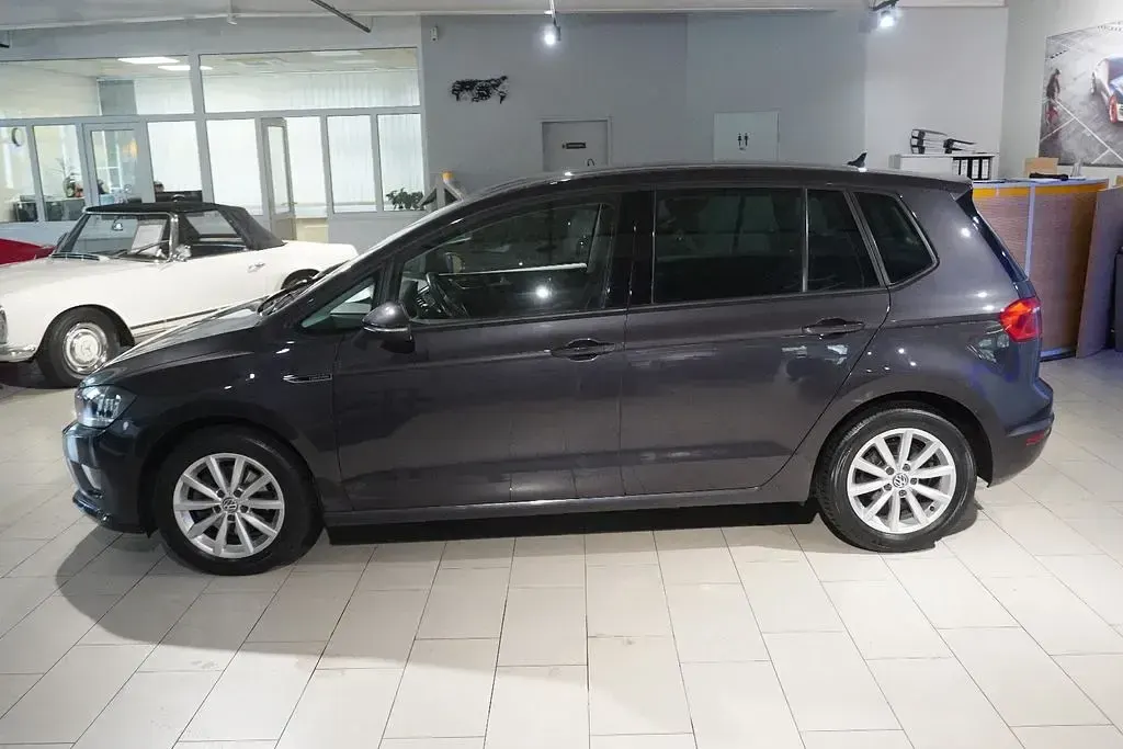 Gebraucht VW Golf LOUNGE 125 PS (91 kW) 2015 Grau SUV